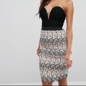 Sweetheart Lace Pencil Dress